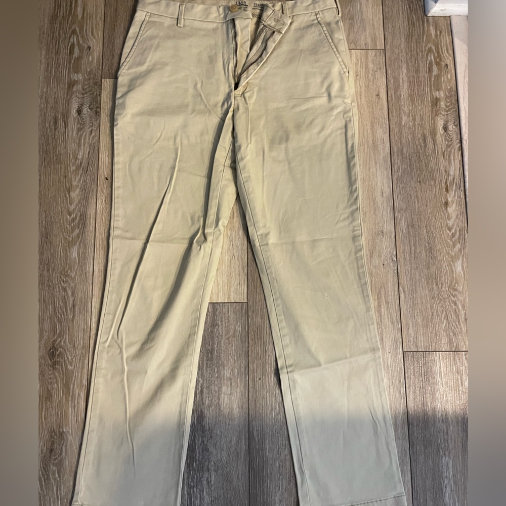 IZOD saltwater stretch chino pants